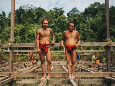 Tribu Mentawai, Sumatra, Indonesia, Viajes culturales y antropológicos con Via Nómada Experience